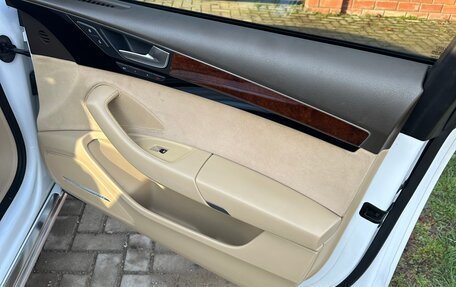 Audi A8, 2011 год, 1 600 000 рублей, 7 фотография