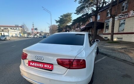 Audi A8, 2011 год, 1 600 000 рублей, 5 фотография