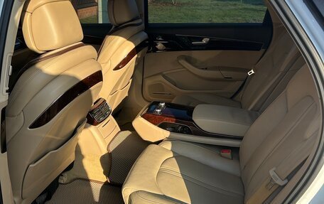 Audi A8, 2011 год, 1 600 000 рублей, 16 фотография