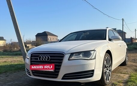 Audi A8, 2011 год, 1 600 000 рублей, 14 фотография