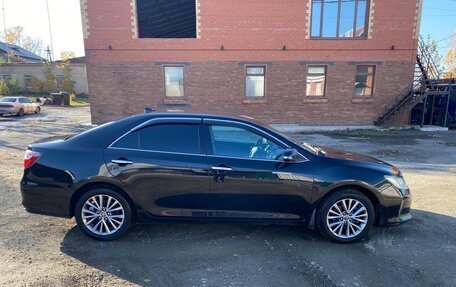 Toyota Camry, 2015 год, 1 750 000 рублей, 2 фотография