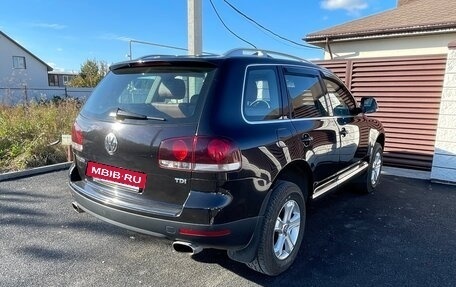 Volkswagen Touareg III, 2008 год, 950 000 рублей, 2 фотография