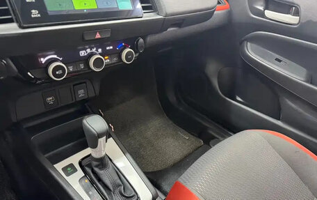 Honda Fit, 2022 год, 1 270 000 рублей, 13 фотография