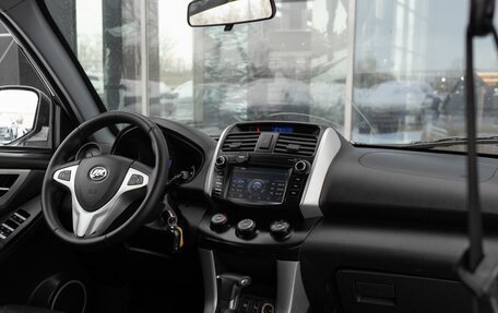 Lifan X60 I рестайлинг, 2016 год, 700 000 рублей, 16 фотография