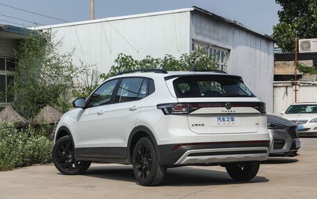 Volkswagen Tharu, 2025 год, 1 800 000 рублей, 11 фотография