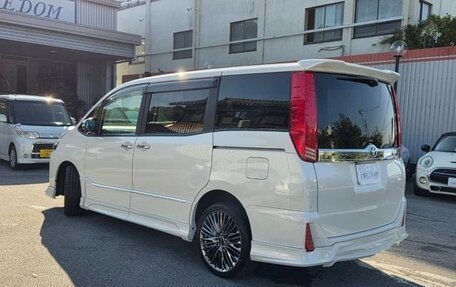 Toyota Voxy III, 2021 год, 2 249 069 рублей, 9 фотография