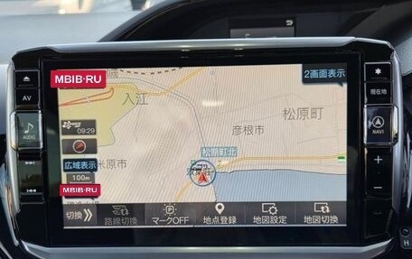 Toyota Voxy III, 2021 год, 2 249 069 рублей, 13 фотография