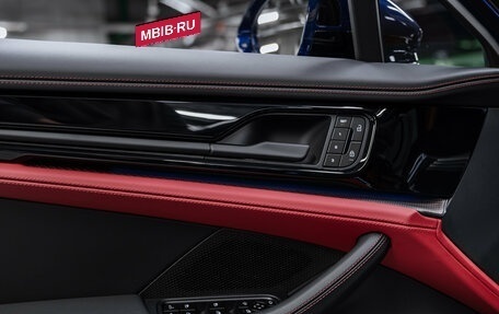 Porsche Panamera, 2025 год, 26 900 000 рублей, 25 фотография