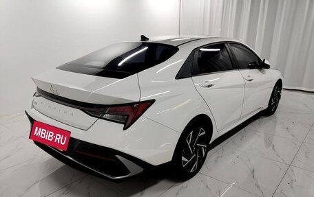 Hyundai Elantra, 2025 год, 1 560 000 рублей, 4 фотография