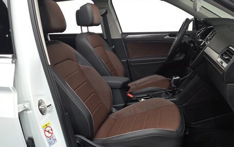 Volkswagen Tiguan II, 2023 год, 3 263 000 рублей, 11 фотография