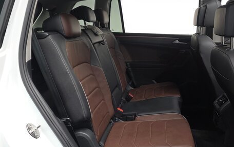 Volkswagen Tiguan II, 2023 год, 3 263 000 рублей, 13 фотография