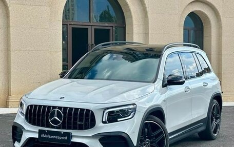 Mercedes-Benz GLB AMG, 2024 год, 5 550 002 рублей, 2 фотография