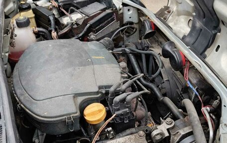 Renault Kangoo II рестайлинг, 2000 год, 160 000 рублей, 9 фотография