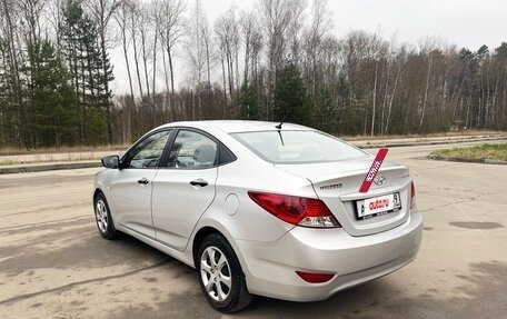 Hyundai Solaris II рестайлинг, 2011 год, 850 000 рублей, 6 фотография