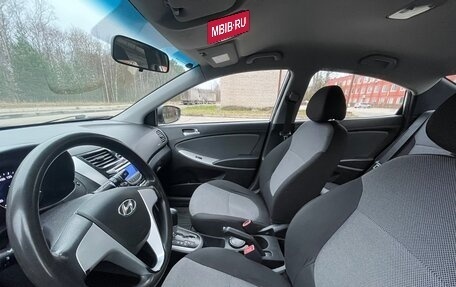 Hyundai Solaris II рестайлинг, 2011 год, 850 000 рублей, 21 фотография