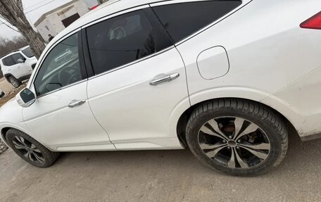 Honda Crosstour I рестайлинг, 2012 год, 1 500 000 рублей, 4 фотография