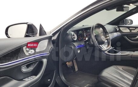 Mercedes-Benz CLS, 2022 год, 4 807 000 рублей, 8 фотография