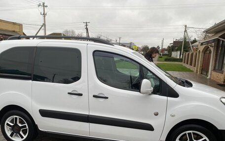 Peugeot Partner II рестайлинг 2, 2014 год, 990 000 рублей, 2 фотография