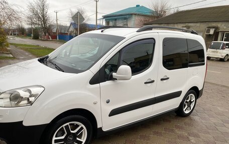 Peugeot Partner II рестайлинг 2, 2014 год, 990 000 рублей, 4 фотография