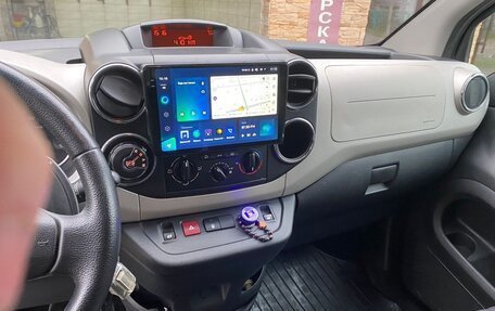 Peugeot Partner II рестайлинг 2, 2014 год, 990 000 рублей, 6 фотография