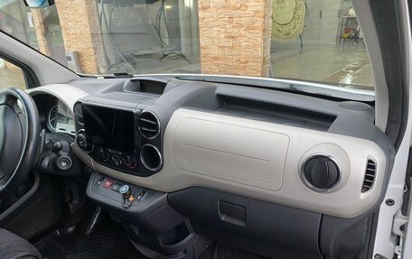 Peugeot Partner II рестайлинг 2, 2014 год, 990 000 рублей, 8 фотография