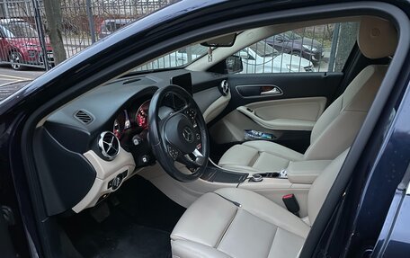 Mercedes-Benz GLA, 2018 год, 1 762 000 рублей, 3 фотография