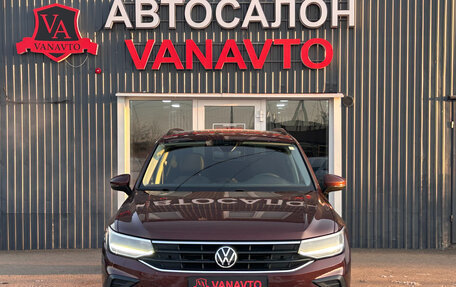 Volkswagen Tiguan II, 2021 год, 3 490 000 рублей, 2 фотография