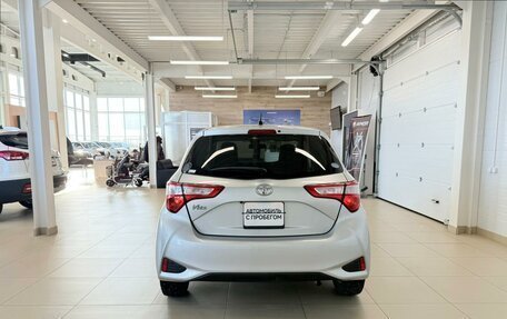 Toyota Vitz, 2019 год, 1 279 000 рублей, 5 фотография