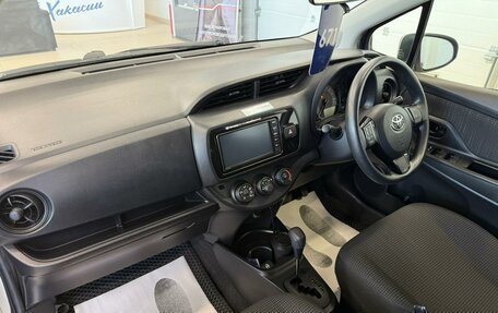 Toyota Vitz, 2019 год, 1 279 000 рублей, 13 фотография