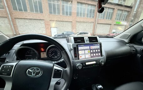 Toyota Land Cruiser Prado 150 рестайлинг 2, 2014 год, 3 500 000 рублей, 10 фотография