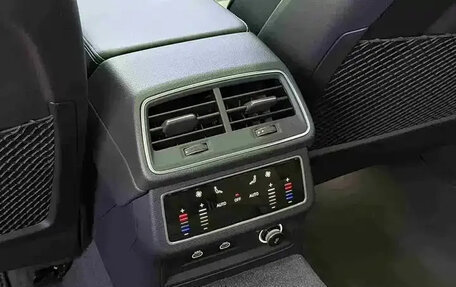 Audi A6, 2024 год, 6 150 000 рублей, 15 фотография