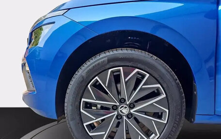 Skoda Kamiq I, 2025 год, 3 700 000 рублей, 24 фотография