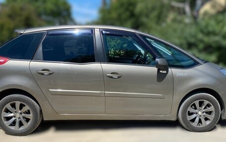 Citroen C4 Picasso II рестайлинг, 2010 год, 575 000 рублей, 4 фотография