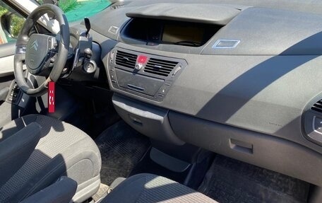 Citroen C4 Picasso II рестайлинг, 2010 год, 575 000 рублей, 10 фотография