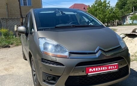 Citroen C4 Picasso II рестайлинг, 2010 год, 575 000 рублей, 2 фотография
