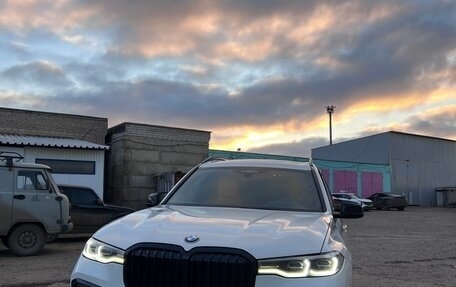 BMW X7, 2019 год, 7 590 000 рублей, 13 фотография