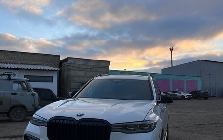 BMW X7, 2019 год, 7 590 000 рублей, 9 фотография