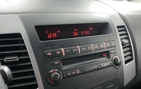 Mitsubishi Outlander III рестайлинг 3, 2011 год, 1 107 000 рублей, 16 фотография