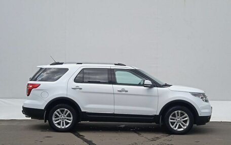 Ford Explorer VI, 2015 год, 1 415 000 рублей, 5 фотография