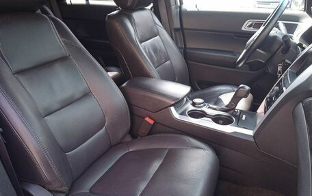 Ford Explorer VI, 2015 год, 1 415 000 рублей, 23 фотография