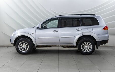 Mitsubishi Pajero Sport II рестайлинг, 2013 год, 1 748 000 рублей, 4 фотография