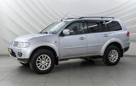 Mitsubishi Pajero Sport II рестайлинг, 2013 год, 1 748 000 рублей, 3 фотография