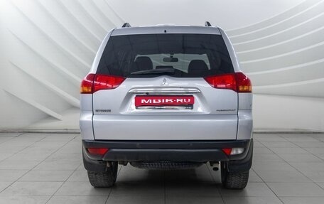 Mitsubishi Pajero Sport II рестайлинг, 2013 год, 1 748 000 рублей, 6 фотография