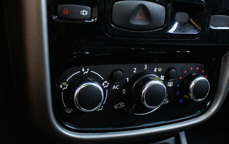 Renault Duster I рестайлинг, 2014 год, 999 000 рублей, 13 фотография