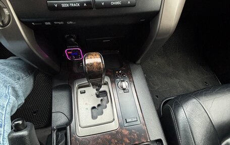 Toyota Land Cruiser 200, 2011 год, 2 850 000 рублей, 22 фотография