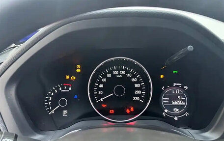 Honda Vezel, 2022 год, 1 520 000 рублей, 13 фотография