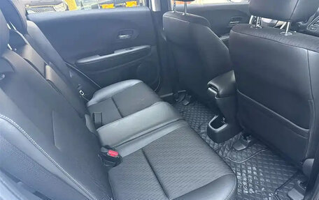 Honda Vezel, 2022 год, 1 520 000 рублей, 17 фотография