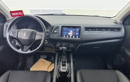 Honda Vezel, 2022 год, 1 520 000 рублей, 18 фотография