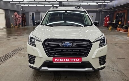 Subaru Forester, 2023 год, 4 800 000 рублей, 4 фотография