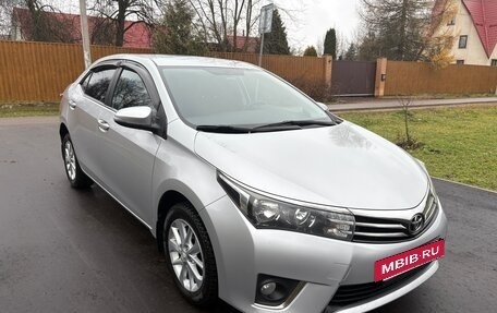 Toyota Corolla, 2014 год, 1 390 000 рублей, 4 фотография